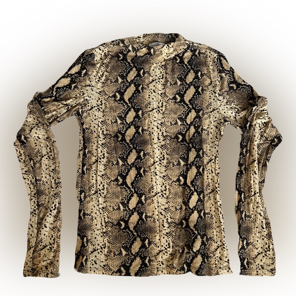 Snakeskin inspired, turtleneck, size small